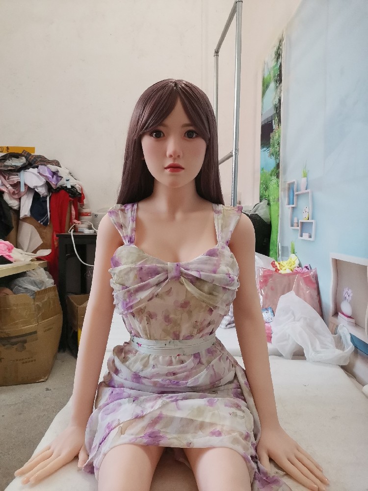 1.5米高，硅胶头，成色新，790邮自理！