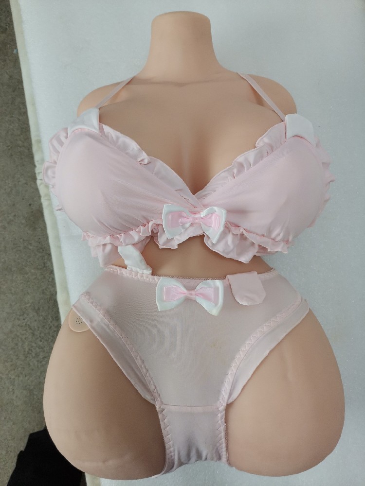 (B052)半身高60厘米，重45斤，带语音功能，屁股有点压痕，490邮自理