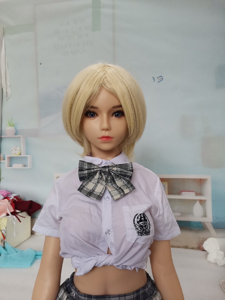 （AA459）  Exdoll全硅胶1.4米，下ti可拆卸，需要自己配拆卸下ti，膝盖窝开裂，690邮自理！