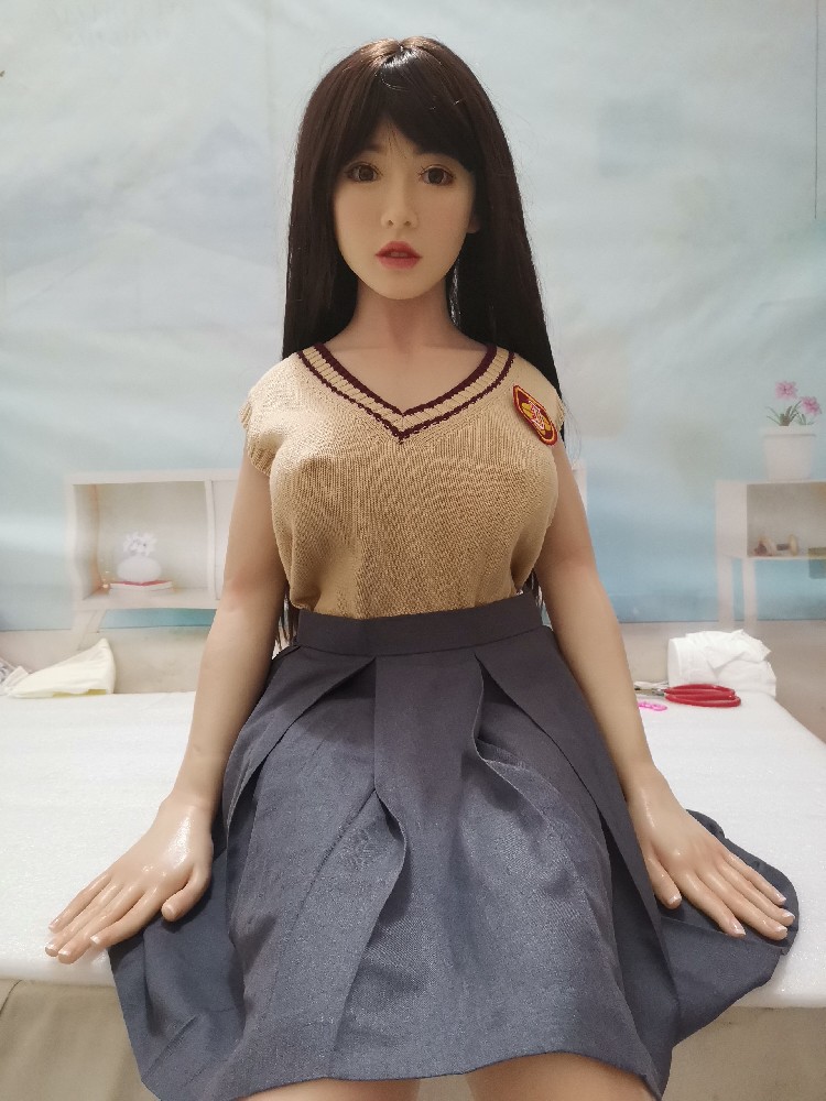 （AA631）春水堂全硅胶1.6米，ru头掉了一个，880邮自理！